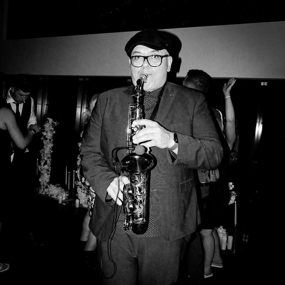 DJ Karlton & Andy on Sax at Foxtail Barns